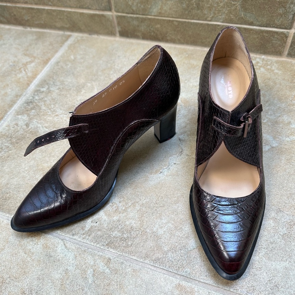 Lloyd Germany women’s leather heels. Size 39.